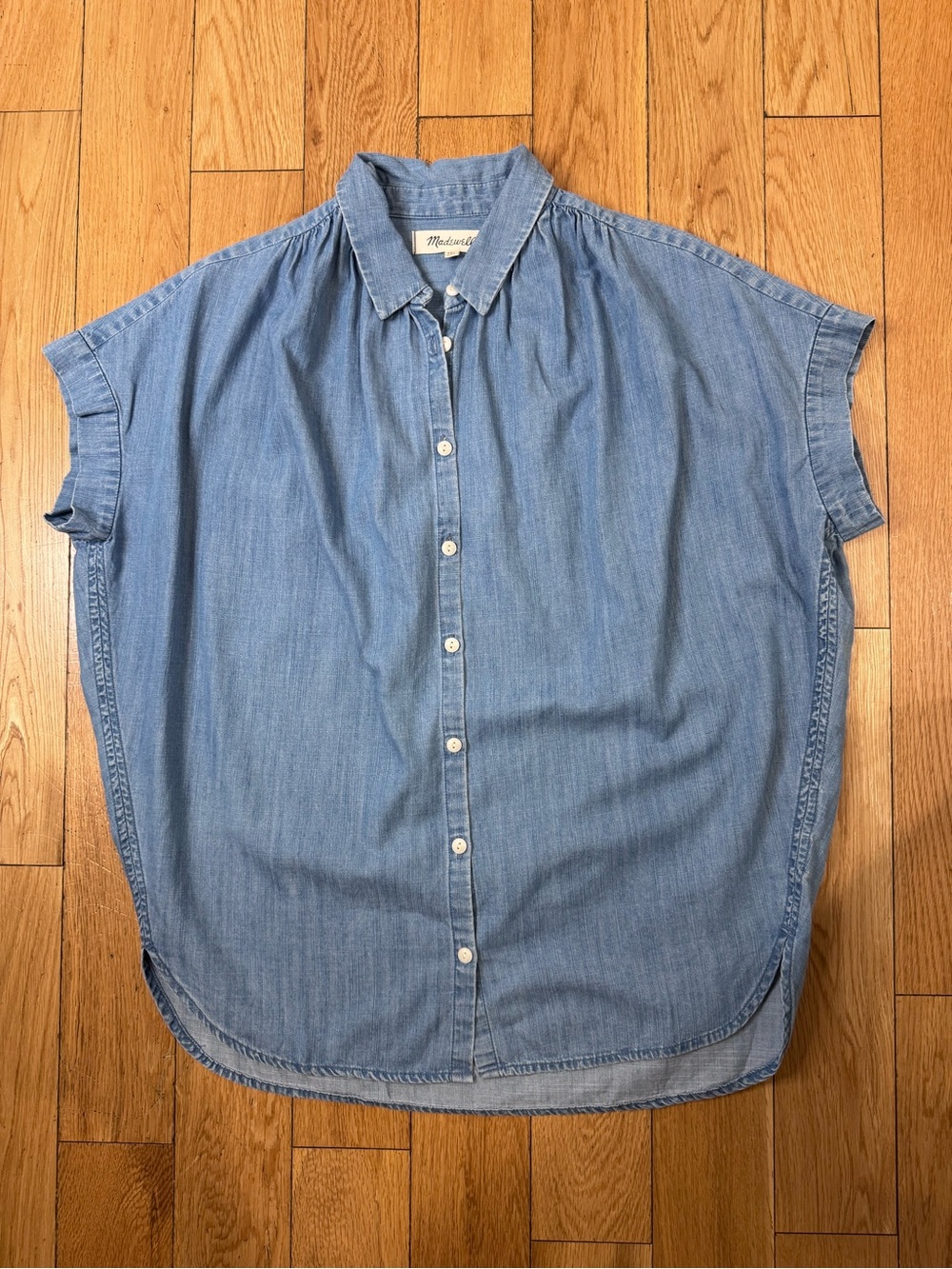 Madewell Light Blue Chambray Button-Down Short Sleeve Shirt